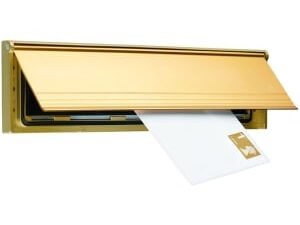 Wickes 75 x 292mm Internal Letter Box Draught Excluder with Flap - Gold