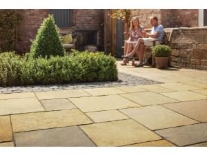 Marshalls Aluri Limestone Riven Rustic Ochre Paving Slab Mixed Size - 11.2 m2 pack
