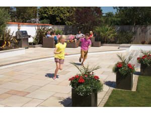 Marshalls Sawn Versuro Smooth Golden Sand Paving Slab 845 x 560 x 22 mm - 16.6m2 pack