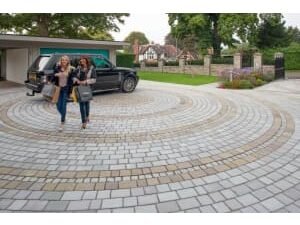 Marshalls Fairstone Tumbled Natural Stone Split Set Block Paving - Silver Birch 200 x 100 x 50mm Pack of 400