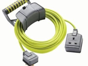 Masterplug 13A Pro-XT Single Trailing Socket High Visibility Cable - 10m
