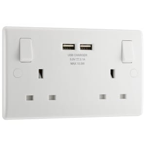 BG Slimline 13A 2 Gang Double White Switched Power Socket with 2 x USB 3.1A