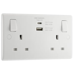 BG Slimline 13A Double 2 Gang White Switched Power Socket with USB A & USB C 4.2A