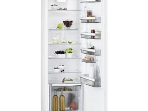 AEG SKE818E1DC Tall Integrated Fridge - White