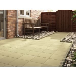 Marshalls Richmond Smooth Buff Paving Slab 450 x 450 x 32mm – Pack of 60