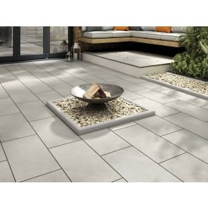 Marshalls Sawn Sandstone Smooth Grey Multi Paving Slab 600 x 300 x 22mm – Pack of 72