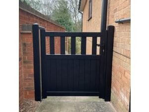 Readymade Black Aluminium Flat Top Partial Privacy Pedestrian Gate - 1000 x 1000mm