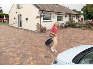 Marshalls Driveline Priora Driveway Block Paving - Ochre 200 x 100 x 60mm Pack of 404