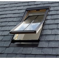 VELUX Conservation Centre-pivot Roof Window and Flashing White 550mm x 980mm GGL CK04 SD5J2