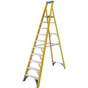 Werner 7171018 Fibreglass Platform Stepladder Trade 10 Tread