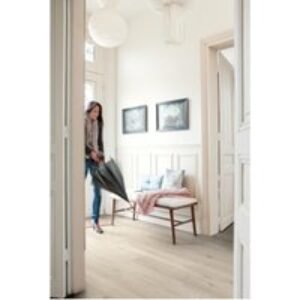 Quick-Step Impressive Soft Oak Light Laminate Flooring 1380mm x 190mm x 8mm Pack Size 1.835m2