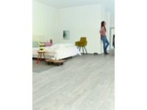 Grey Oak Effect Waterproof Laminate Flooring Quickstep Impressive Ultra Patina Classic Oak Grey IMU3560 12mm Bevelled Edge Uniclic Textured Surface