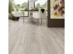 Light Oak Effect Laminate Flooring Kronospan Vario Plus Boulder Oak 5G12VA5542 12mm Bevelled Edge Locking System Textured Surface