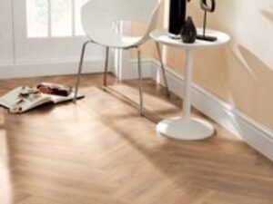 Oak Effect Laminate Flooring Kronospan Historic Oak Herringbone Laminate Flooring 5947 8mm Bevelled Edge Locking System Textured Surface
